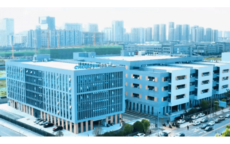 卡诺普：从焊接机器人巨头到AI人形机器人先锋的华丽转身